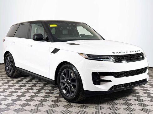 New 2026 Land Rover Range Rover Sport SE AWD/4WD image 3