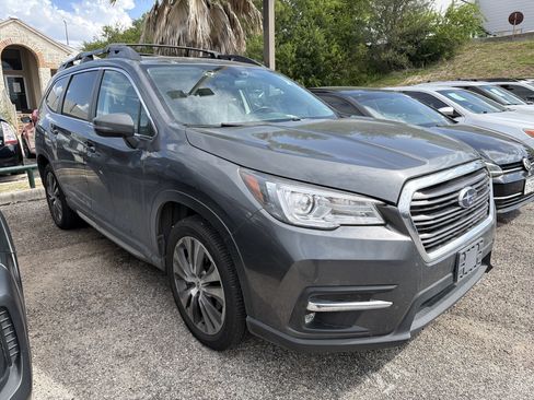 Used 2022 Subaru Ascent Limited w/ Technology Package AWD/4WD image 1