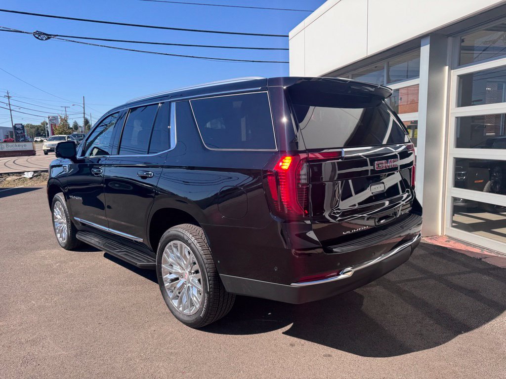 Used 2026 GMC Yukon Elevation w/ Elevation Premium Package AWD/4WD image 3