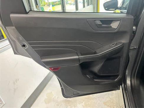 New 2025 Ford Escape Active w/ Cold Weather Package image 18