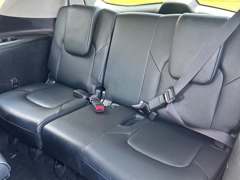 Used 2024 INFINITI QX80 Luxe RWD image 12