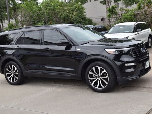 Certified 2023 Ford Explorer ST-Line w/ Class IV Trailer Tow Package RWD image 5