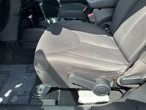 Used 2017 Jeep Wrangler Unlimited Sport w/ Quick Order Package 24S image 12