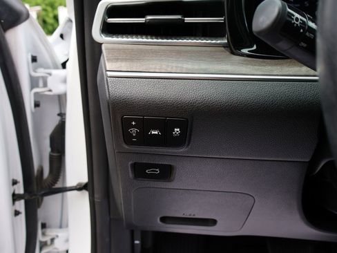 Used 2023 Kia K5 EX image 22