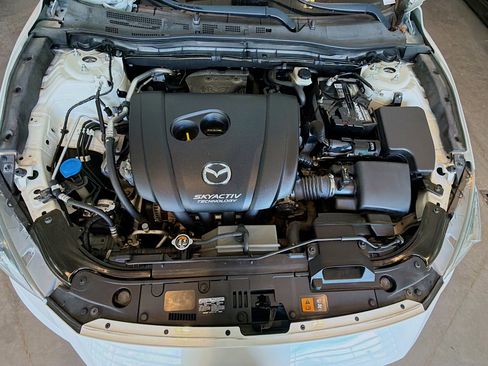 Used 2016 MAZDA MAZDA3 i Touring FWD image 34