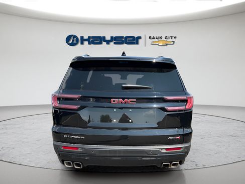 Used 2026 GMC Acadia AT4 w/ Luxury Package AWD/4WD image 8