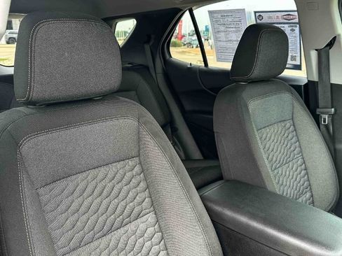 Used 2020 Chevrolet Equinox LT FWD image 23