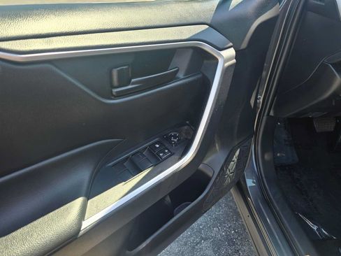 Used 2023 Toyota RAV4 LE FWD image 19