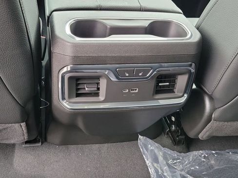 New 2026 GMC Sierra 1500 Denali w/ Denali Reserve Package image 14