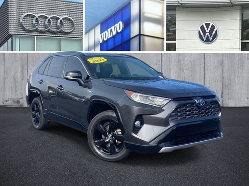 Used 2021 Toyota RAV4 XSE image 1