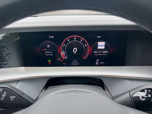 New 2026 Volkswagen Tiguan SE R-Line FWD image 16