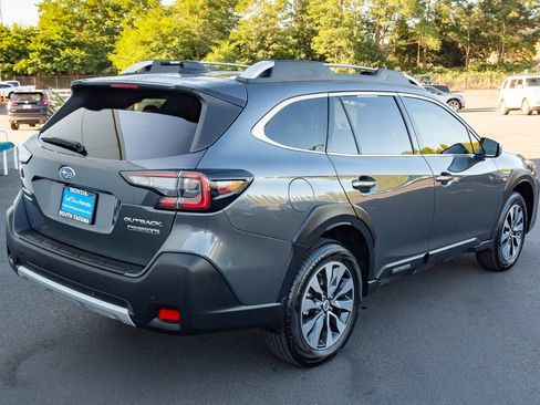 Used 2024 Subaru Outback Touring XT AWD/4WD image 14