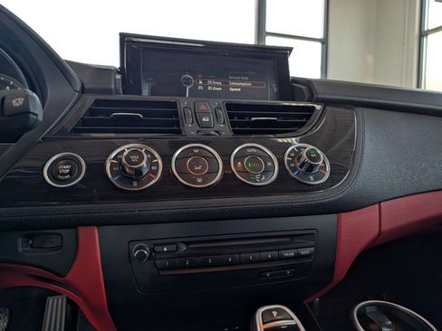 Used 2016 BMW Z4 sDrive28i RWD image 19