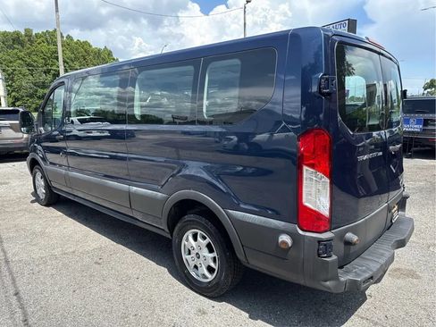 Used 2016 Ford Transit 350 XLT RWD image 7