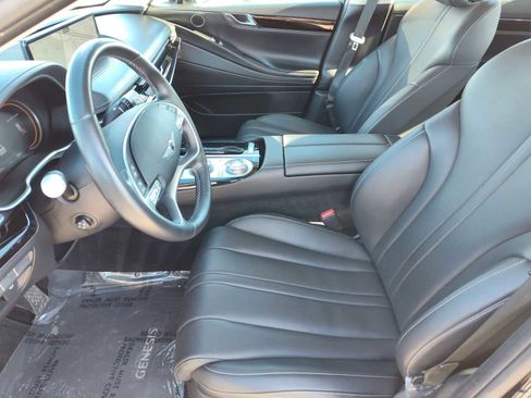 Used 2023 Genesis G80 2.5T image 11