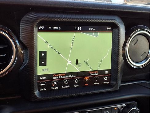 Used 2022 Jeep Wrangler Unlimited Rubicon w/ Trailer Tow Package image 13