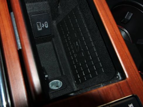 Used 2024 Lincoln Navigator Reserve AWD/4WD image 21