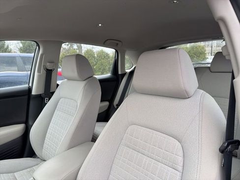 Used 2023 Honda HR-V LX image 5