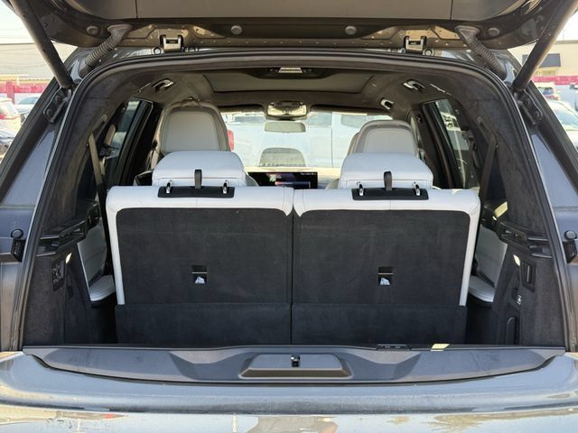 Used 2025 BMW X7 xDrive40i w/ M Sport Package AWD/4WD image 32