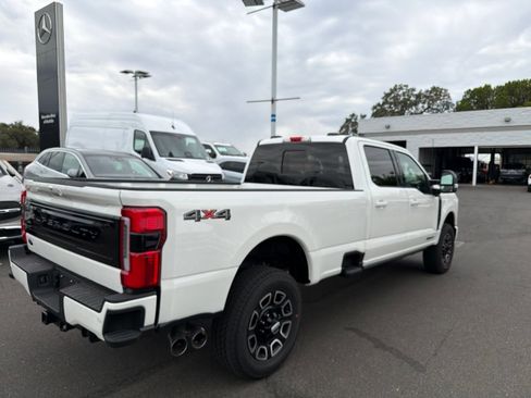 Used 2025 Ford F350 Platinum AWD/4WD image 5