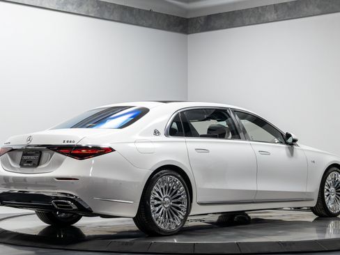 Used 2024 Mercedes-Benz Maybach S 680 4MATIC image 13