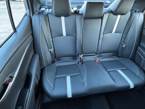 Used 2025 Toyota Camry SE image 39
