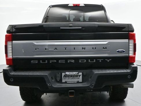 Used 2017 Ford F250 Platinum w/ Platinum Ultimate Package AWD/4WD image 6