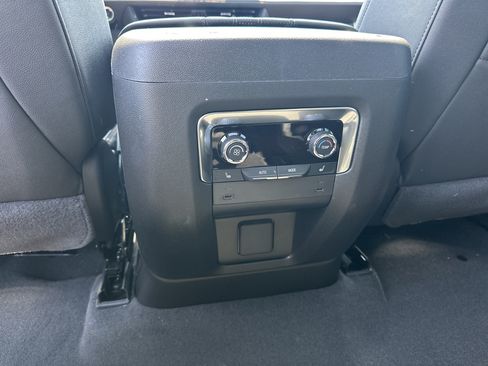 New 2026 Chevrolet Tahoe High Country w/ Sun And Tow Package RWD image 24