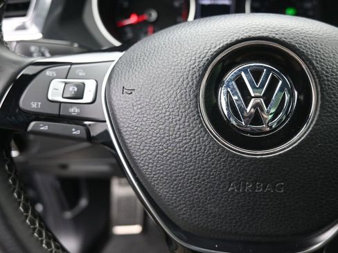 Used 2021 Volkswagen Tiguan SE R-Line image 15