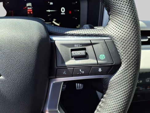 New 2025 Mitsubishi Outlander SEL image 19