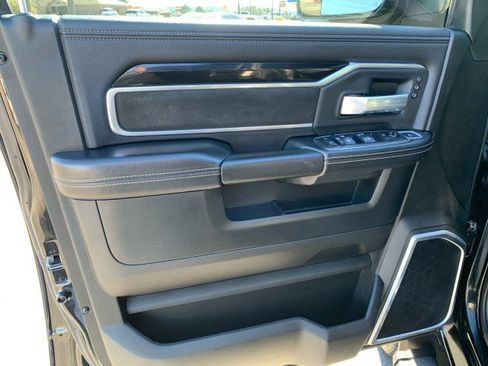 Used 2020 RAM 2500 Laramie w/ Night Edition image 10