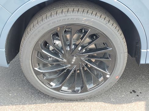 New 2026 Lincoln Aviator Reserve w/ Jet Appearance Package AWD/4WD image 5