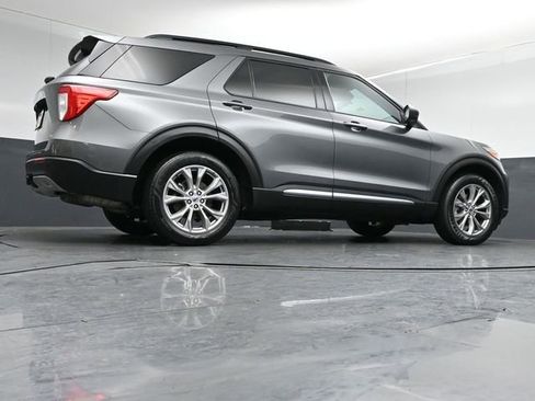 Certified 2023 Ford Explorer XLT w/ Equipment Group 202A AWD/4WD image 45