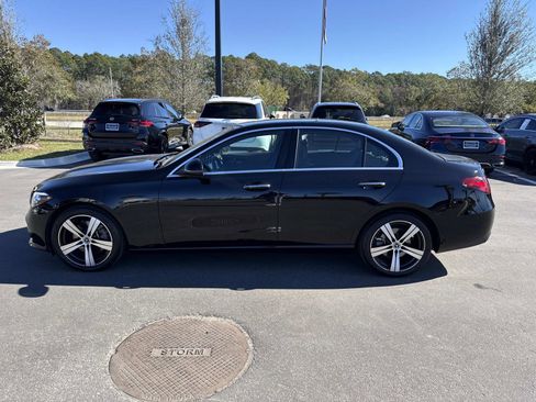 Used 2025 Mercedes-Benz C 300 Sedan image 6