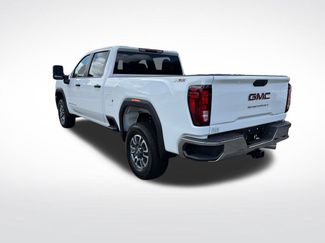 New 2026 GMC Sierra 3500 Pro AWD/4WD video 3