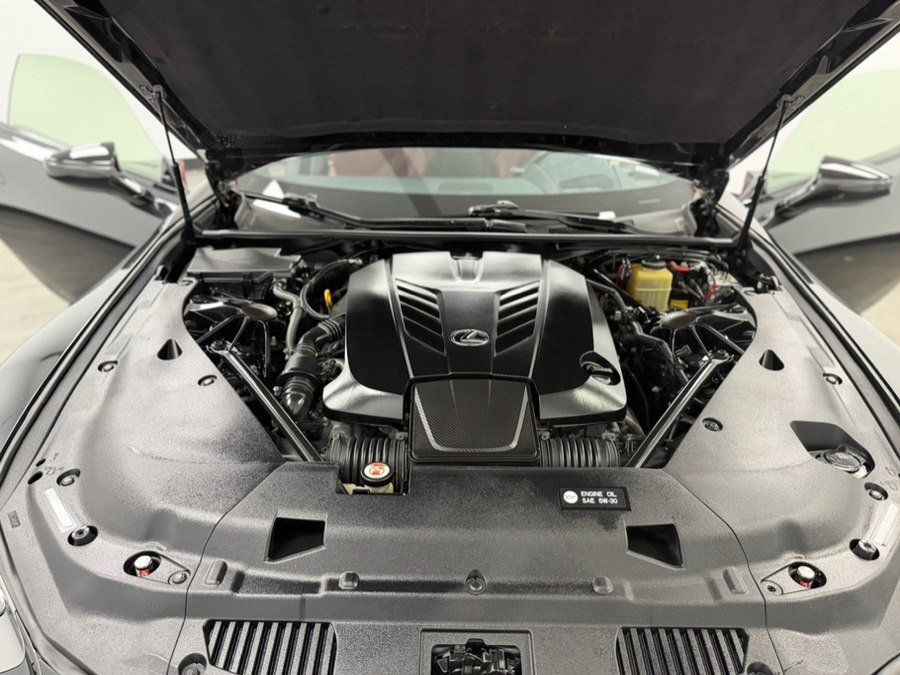 Used 2018 Lexus LC 500 Coupe w/ Sport Package RWD image 72