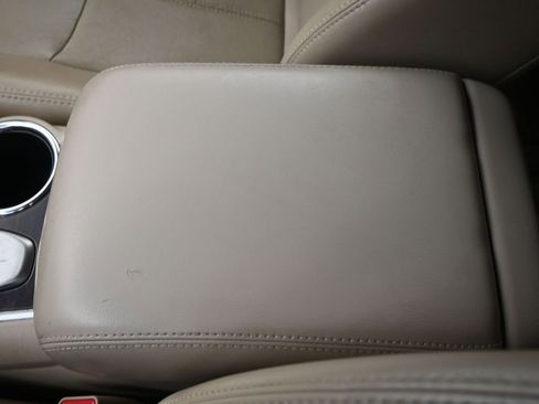 Used 2014 Nissan Pathfinder Platinum w/ Platinum Premium Package image 34