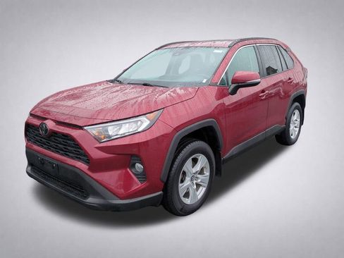 Used 2019 Toyota RAV4 XLE w/ All Weather Liner Package AWD/4WD image 8