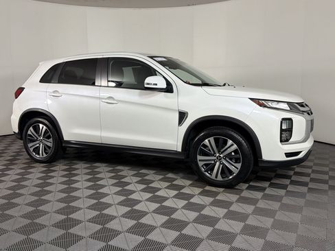 Used 2021 Mitsubishi Outlander Sport ES AWD/4WD image 6