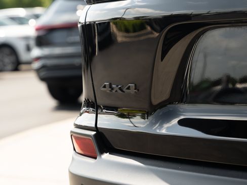 Used 2021 Jeep Cherokee Latitude Lux 80th Anniv w/ Quick Order Package 26U 80TH AWD/4WD image 24