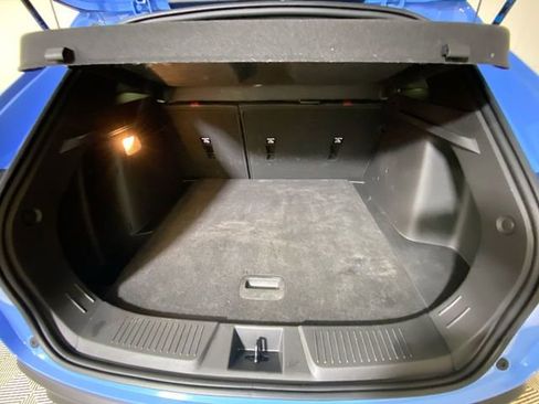 Used 2024 Chevrolet Trax RS w/ Sunroof Package image 11