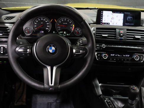 Used 2019 BMW M4 Coupe w/ Executive Package RWD image 43