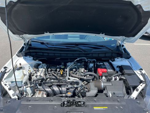 Used 2025 Nissan Altima 2.5 SV FWD image 33