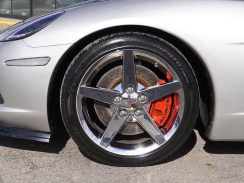 Used 2008 Chevrolet Corvette Base w/ Preferred Equipment Group image 11