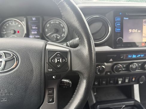 Used 2019 Toyota Tacoma TRD Sport w/ TRD Premium Sport Package image 23