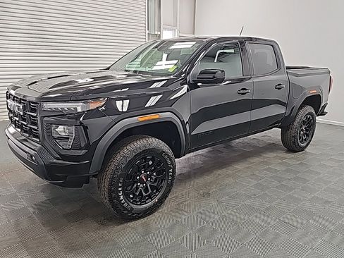 New 2026 GMC Canyon Elevation w/ Convenience Package image 4