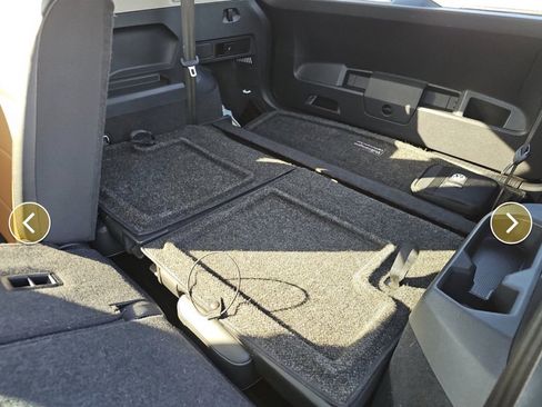 Used 2019 Volkswagen Tiguan SE image 8