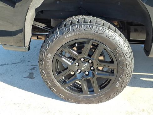Used 2024 Chevrolet Silverado 1500 LT Trail Boss w/ LT Trail Boss Premium Package image 13