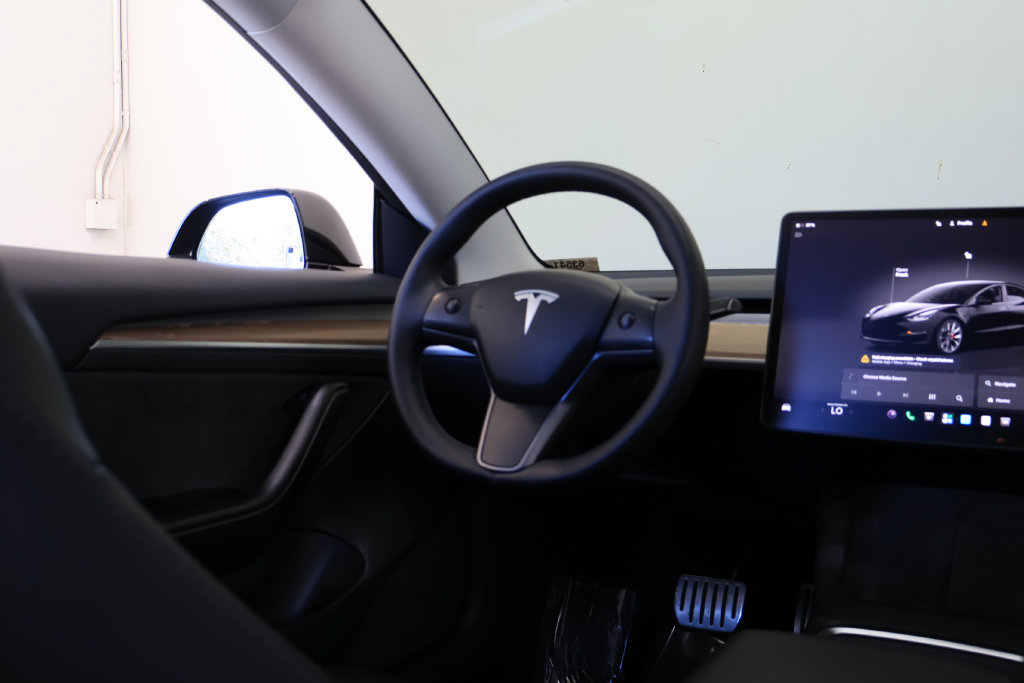 Used 2023 Tesla Model 3 Performance AWD/4WD image 23