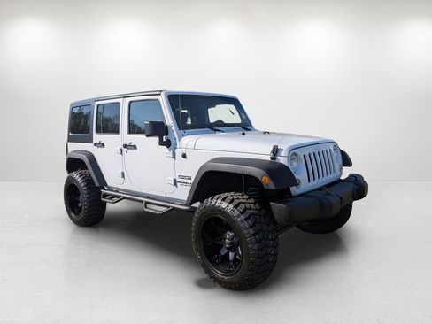 Used 2016 Jeep Wrangler Unlimited Sport w/ Quick Order Package 24S image 3